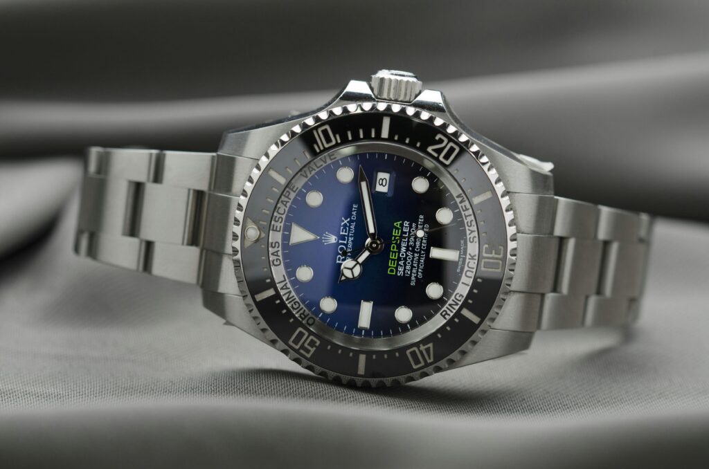 beautiful dial watch
