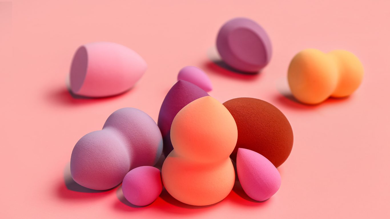 Soft Beauty Blender Sponge for Flawless Base Makeup – StyleShop